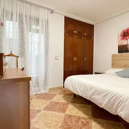 Comodo Alojamiento En Alba De Tormes Zewnętrze zdjęcie